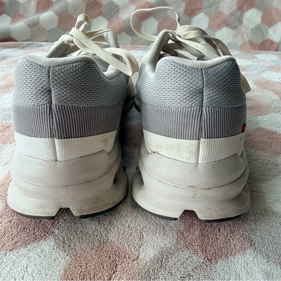 On Running Cloudrunner Road Running Shoes - Picture 3 of 9